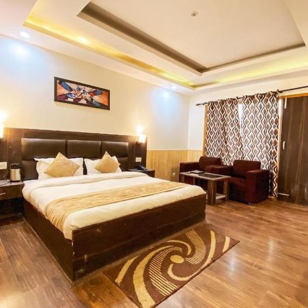 Hotel Manali Queen Ngoại thất bức ảnh