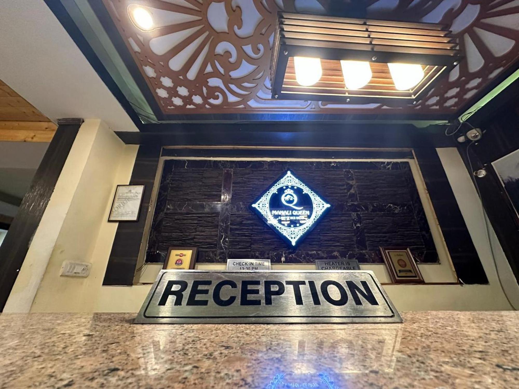 Hotel Manali Queen Ngoại thất bức ảnh