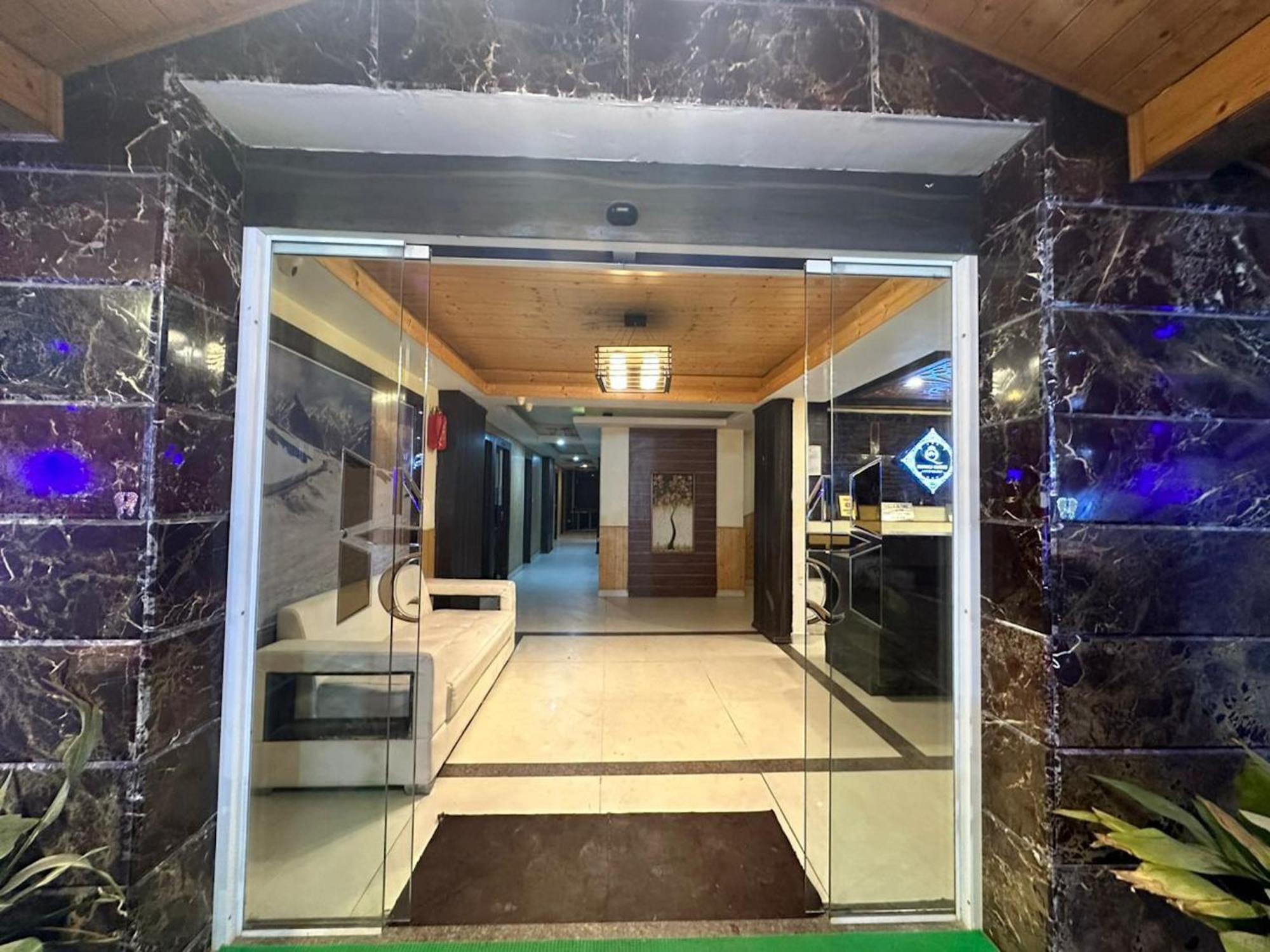 Hotel Manali Queen Ngoại thất bức ảnh