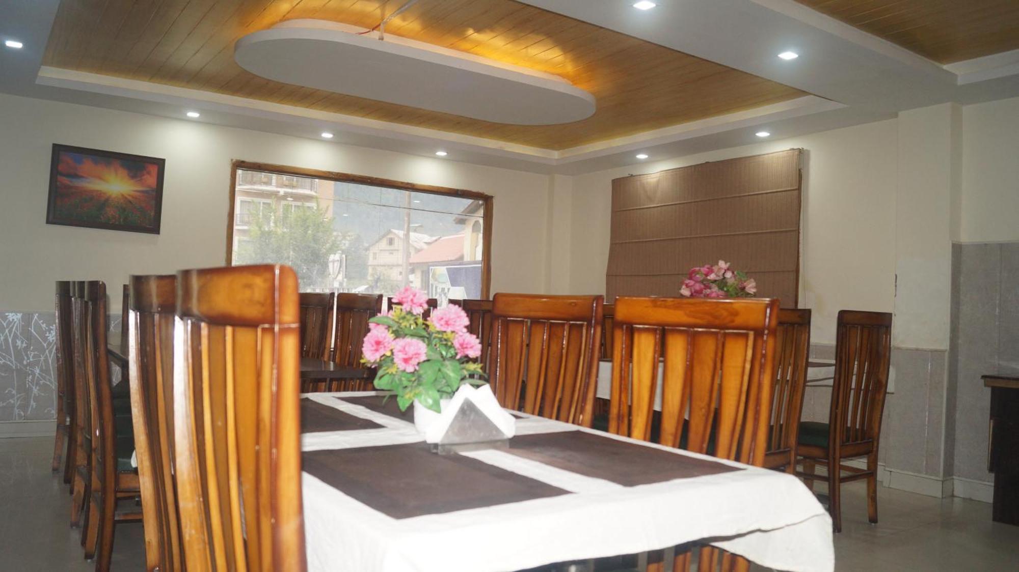 Hotel Manali Queen Ngoại thất bức ảnh